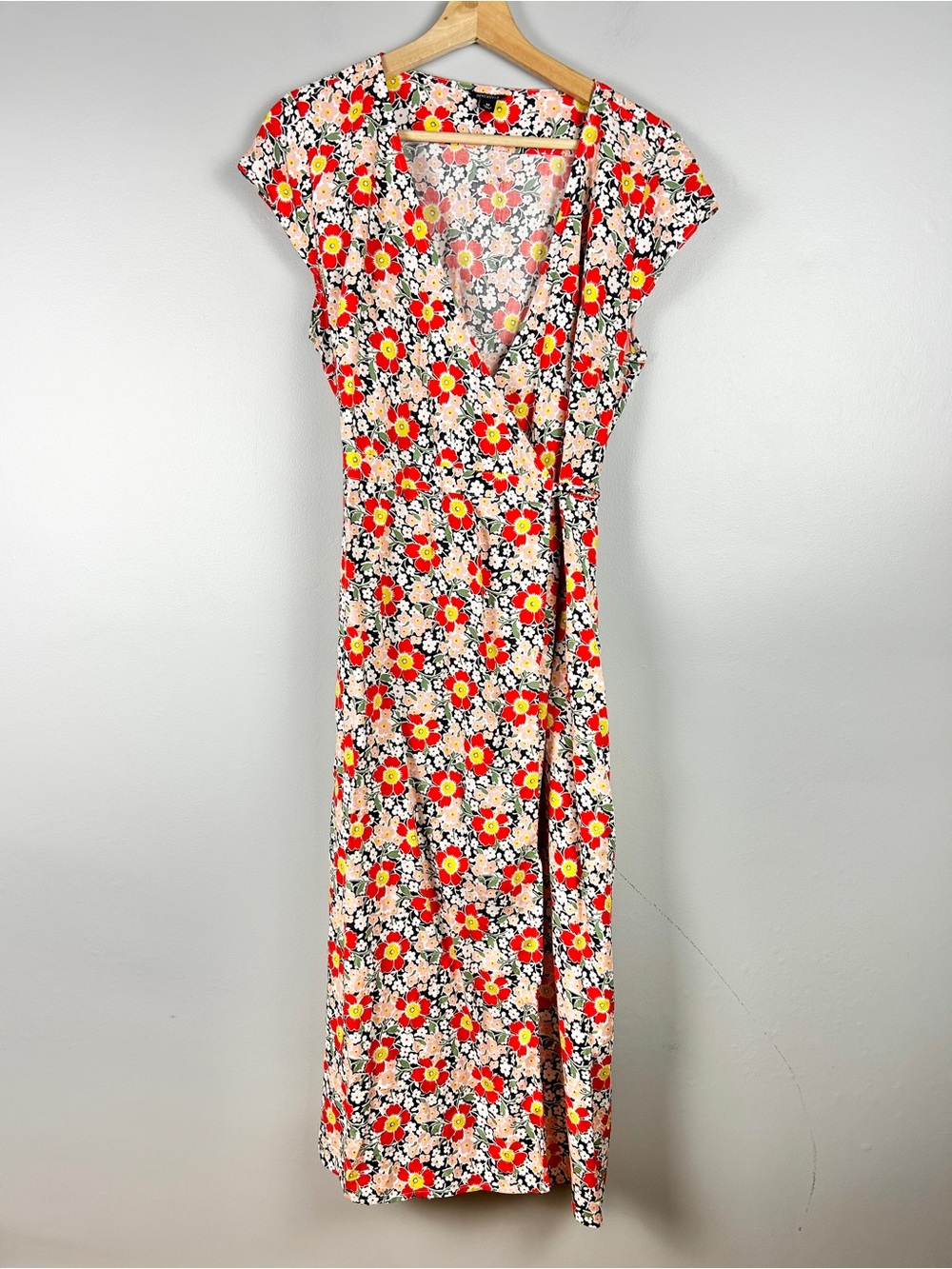 J CREW Floral Wrap Midi Dress Medium Red Yellow Cottagecore Cotton Preppy Travel - Picture 3 of 6